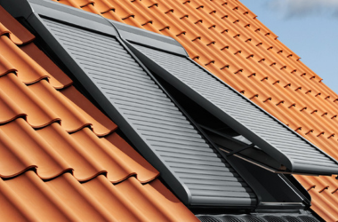 LUTTER CONTRE LA CHALEUR AVEC LES VOLETS ROULANTS VELUX